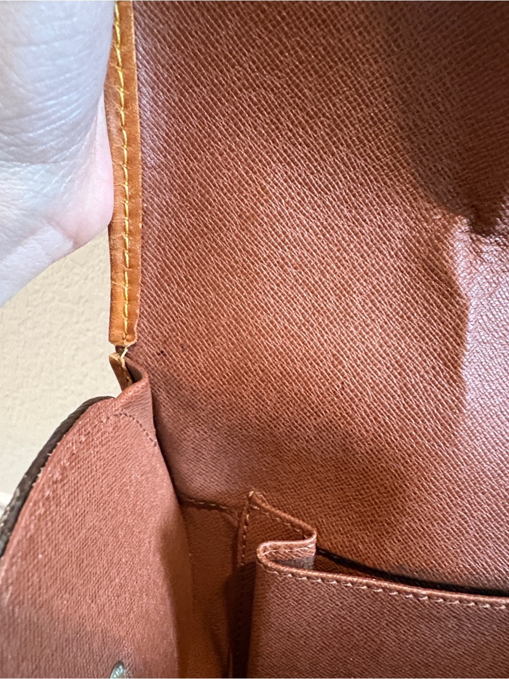 Louis Vuitton Marne Brown
Monogram Crossbody Bag - Picture 14 of 16